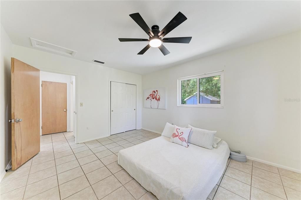 Active With Contract: $289,000 (2 beds, 1 baths, 1325 Square Feet)