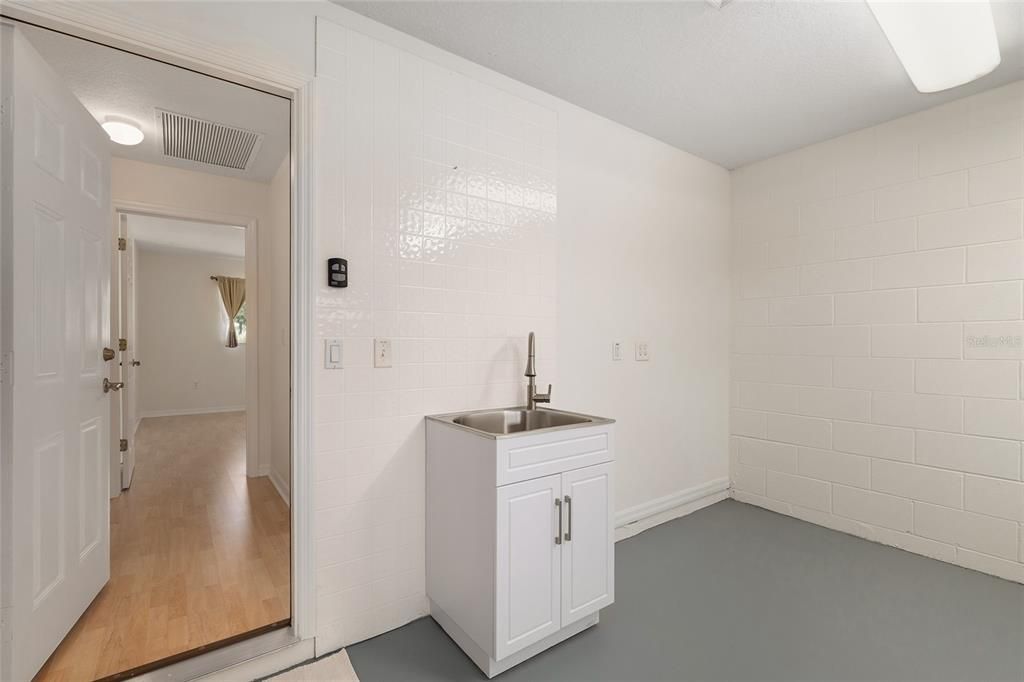 Activo con contrato: $229,900 (2 camas, 2 baños, 1744 Pies cuadrados)