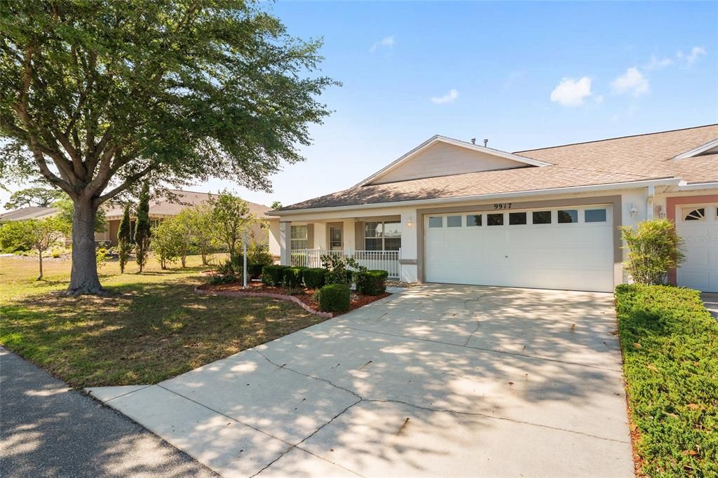 Activo con contrato: $229,900 (2 camas, 2 baños, 1744 Pies cuadrados)