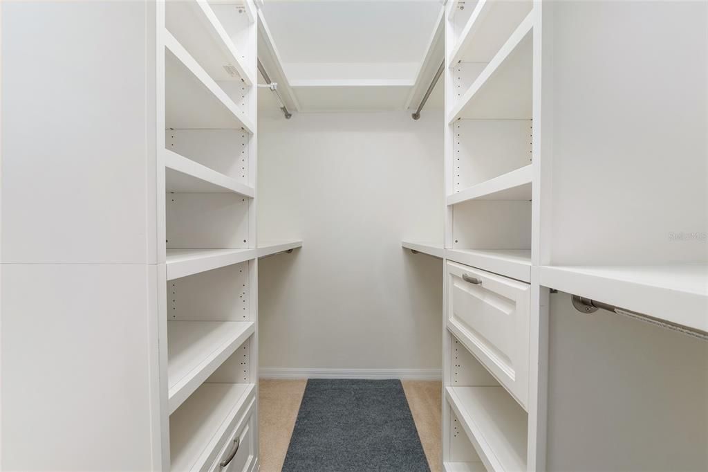 Activo con contrato: $229,900 (2 camas, 2 baños, 1744 Pies cuadrados)