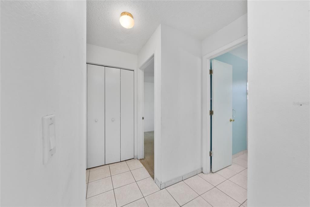 На продажу: $199,000 (3 спален, 2 ванн, 1025 Квадратных фут)