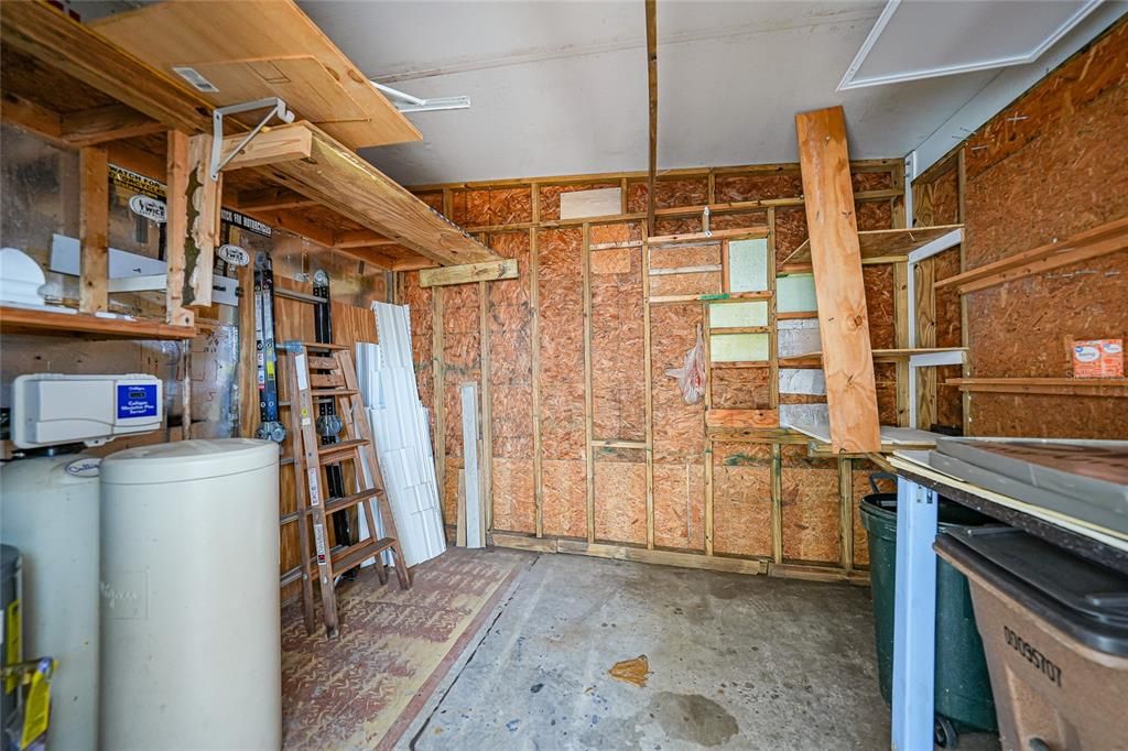 For Sale: $119,500 (2 beds, 2 baths, 1352 Square Feet)