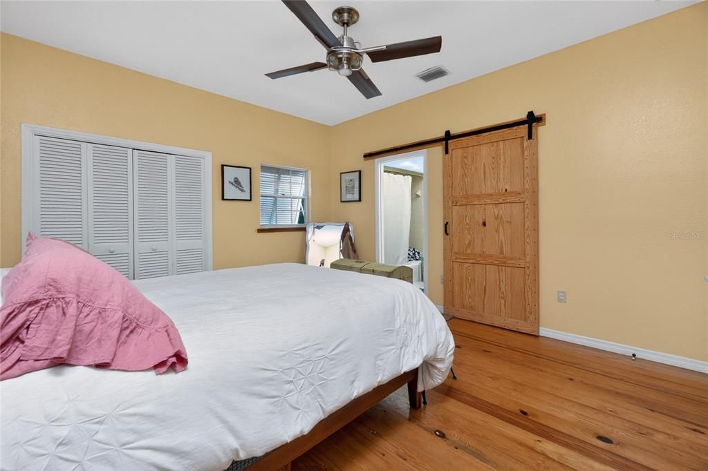 En Venta: $474,000 (2 camas, 3 baños, 1426 Pies cuadrados)