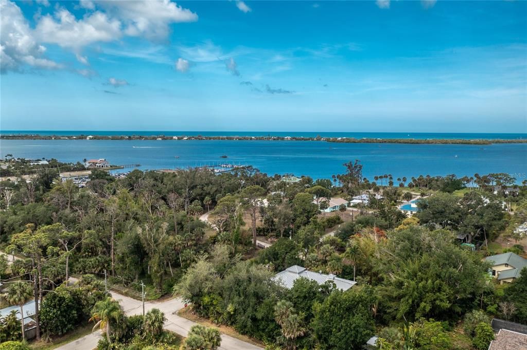 En Venta: $474,000 (2 camas, 3 baños, 1426 Pies cuadrados)