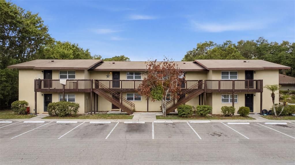 For Sale: $97,500 (2 beds, 1 baths, 840 Square Feet)