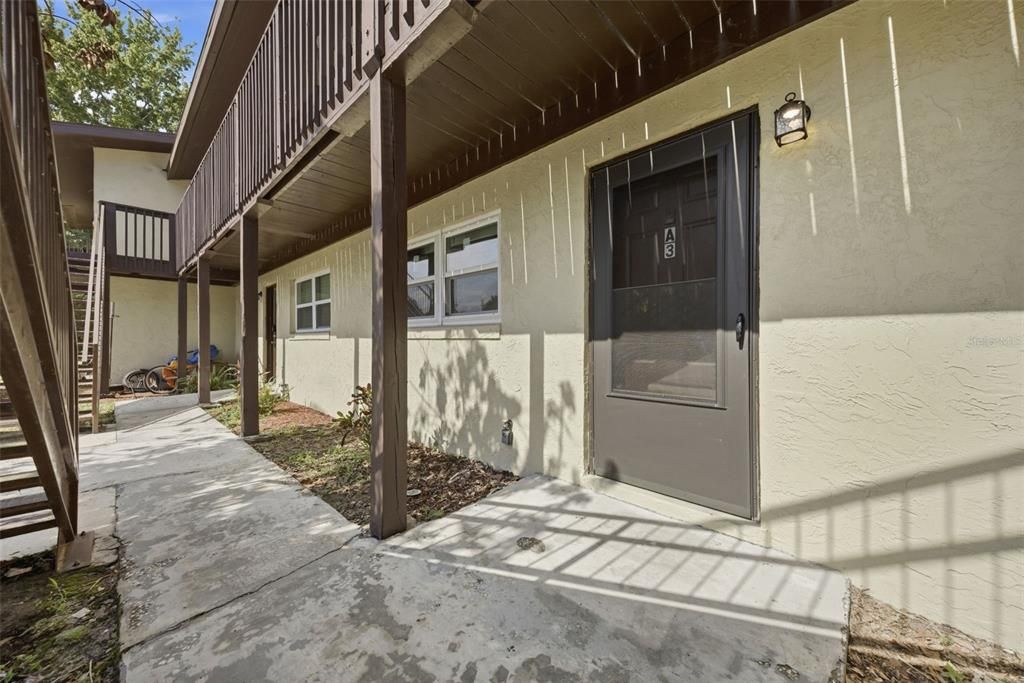 For Sale: $97,500 (2 beds, 1 baths, 840 Square Feet)