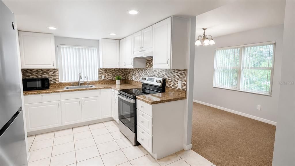 For Rent: $1,500 (2 beds, 2 baths, 905 Square Feet)