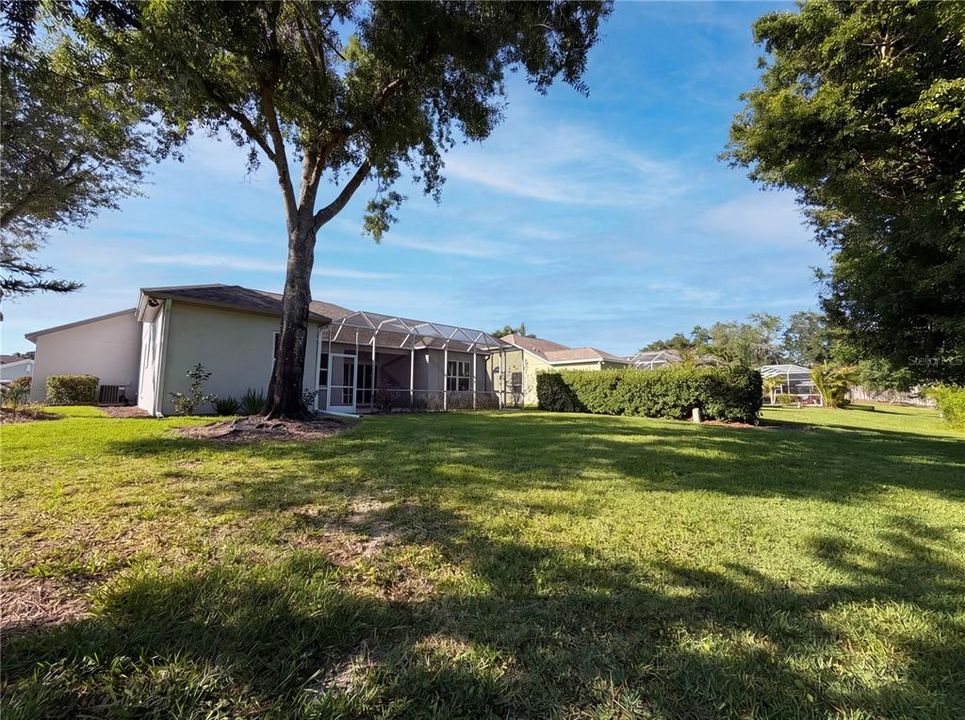 Active With Contract: $470,000 (3 beds, 2 baths, 1894 Square Feet)