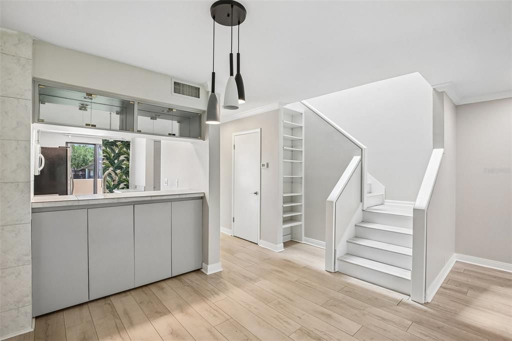 На продажу: $235,000 (2 спален, 2 ванн, 1252 Квадратных фут)