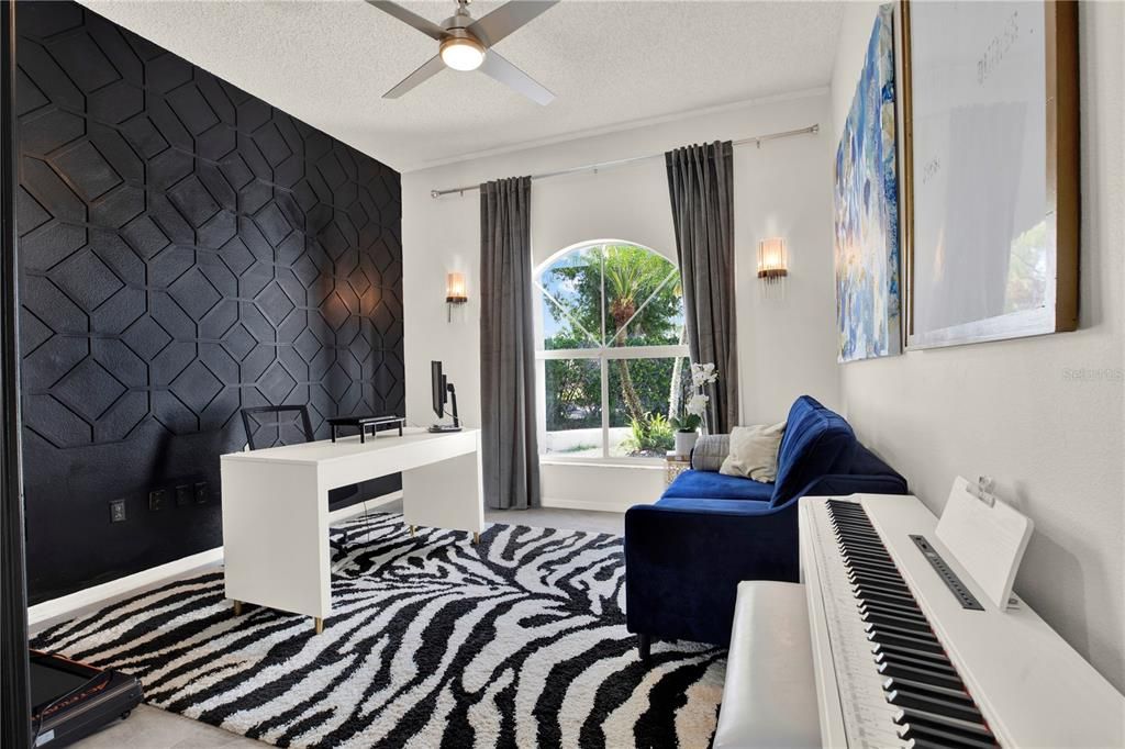 Activo con contrato: $874,900 (5 camas, 3 baños, 3212 Pies cuadrados)