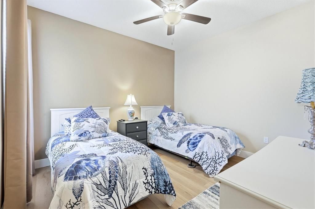 Activo con contrato: $299,900 (2 camas, 2 baños, 1433 Pies cuadrados)