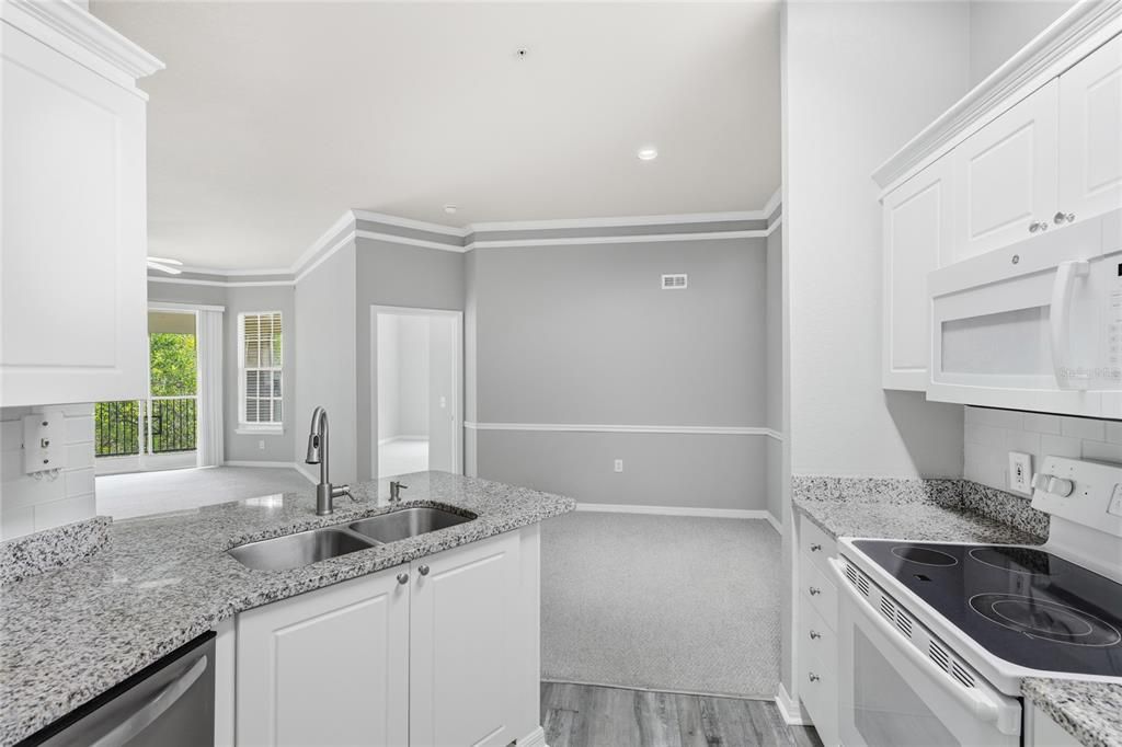 For Rent: $1,900 (2 beds, 2 baths, 1289 Square Feet)