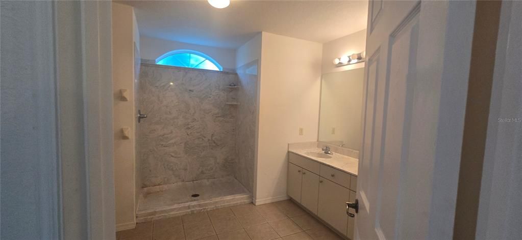 For Sale: $195,000 (3 beds, 2 baths, 1550 Square Feet)