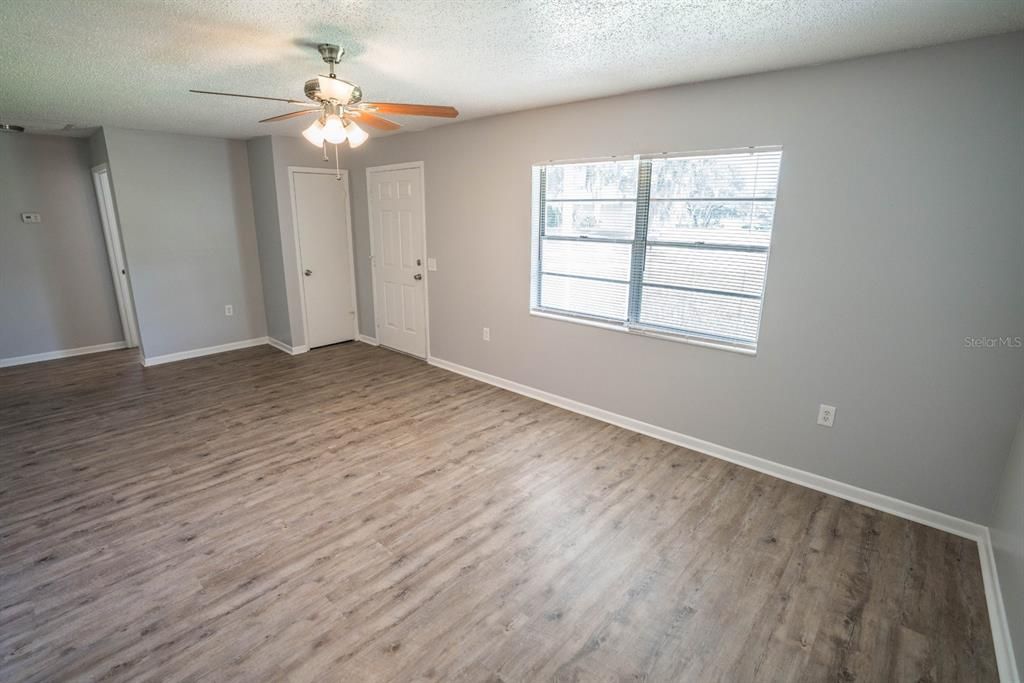 В аренду: $1,495 (3 спален, 1 ванн, 1020 Квадратных фут)