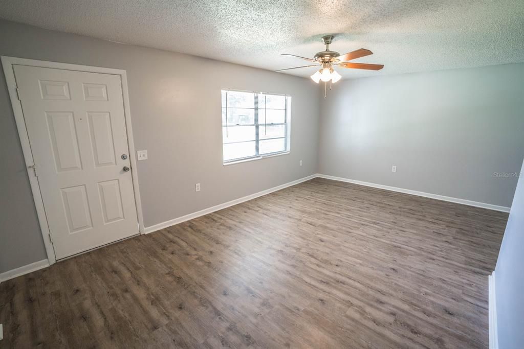 В аренду: $1,495 (3 спален, 1 ванн, 1020 Квадратных фут)