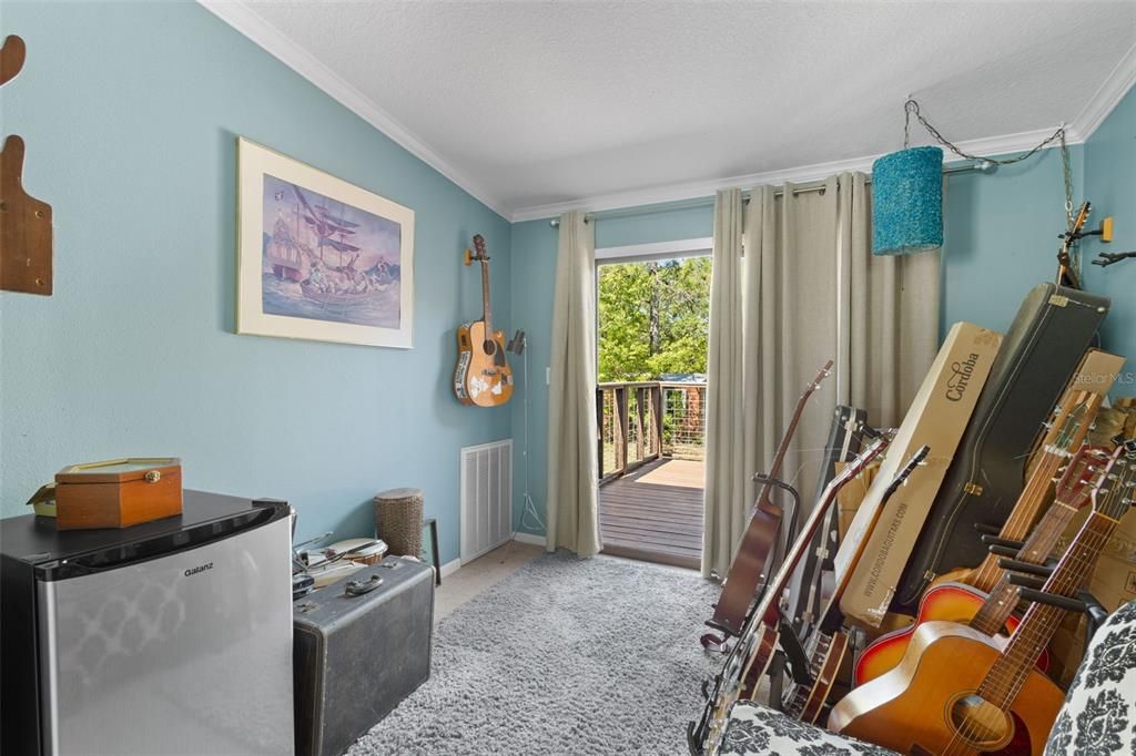 For Sale: $438,500 (4 beds, 3 baths, 2259 Square Feet)