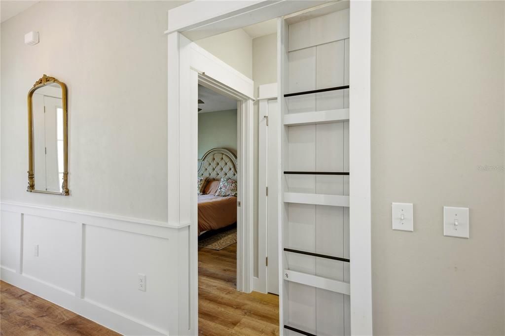 For Sale: $700,000 (4 beds, 3 baths, 2818 Square Feet)
