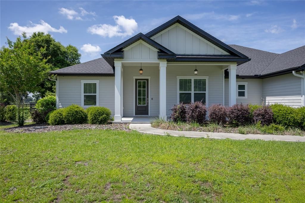 For Sale: $700,000 (4 beds, 3 baths, 2818 Square Feet)