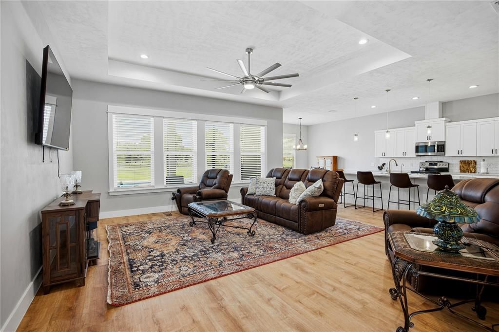 For Sale: $700,000 (4 beds, 3 baths, 2818 Square Feet)