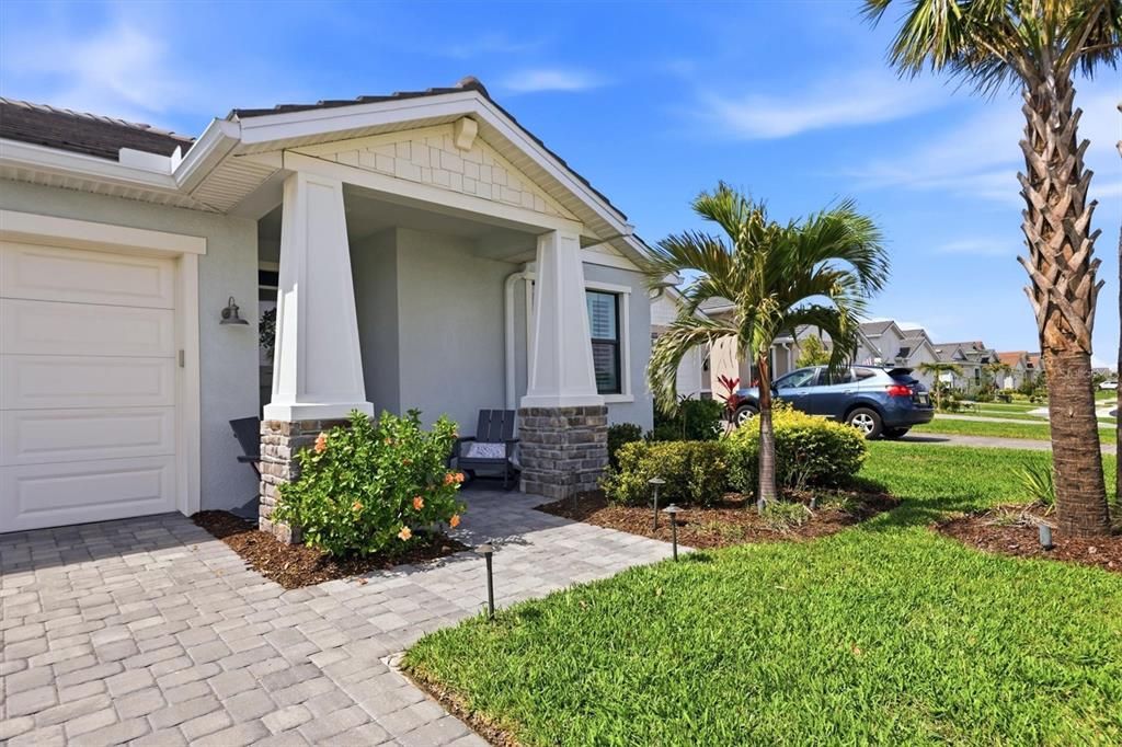 For Sale: $795,000 (3 beds, 2 baths, 2222 Square Feet)