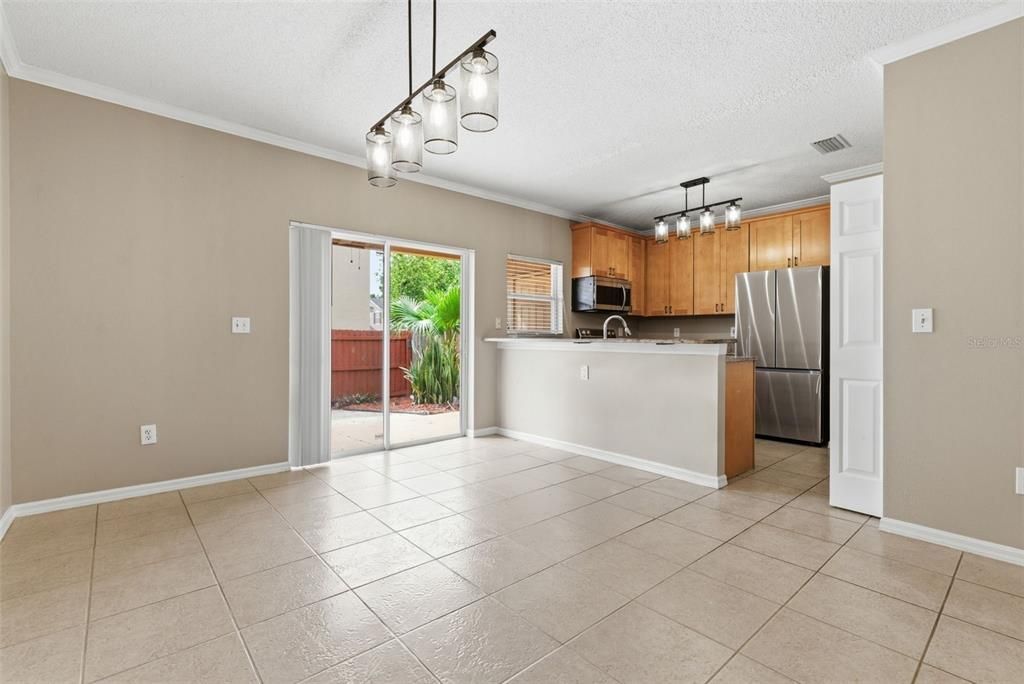 For Sale: $245,000 (3 beds, 2 baths, 1401 Square Feet)