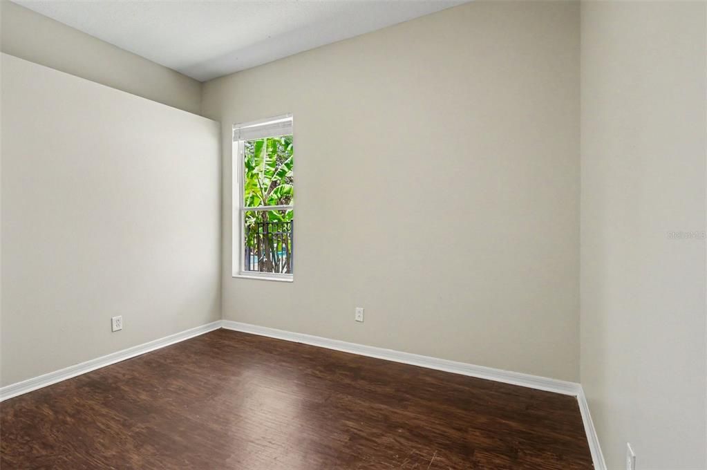Activo con contrato: $625,000 (5 camas, 3 baños, 2596 Pies cuadrados)