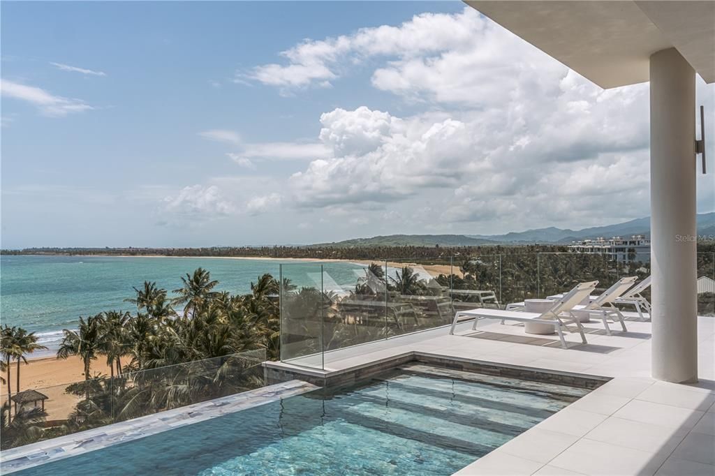 En Venta: $16,250,000 (4 camas, 5 baños, 5424 Pies cuadrados)