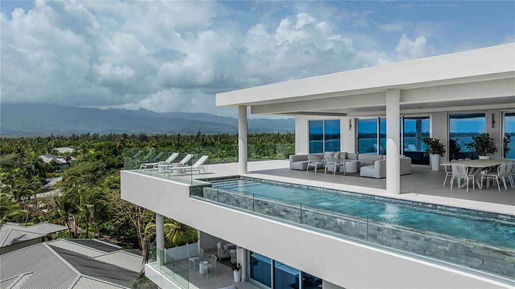 En Venta: $16,250,000 (4 camas, 5 baños, 5424 Pies cuadrados)