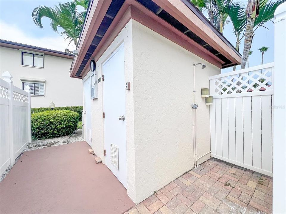 En Venta: $435,000 (2 camas, 2 baños, 1427 Pies cuadrados)
