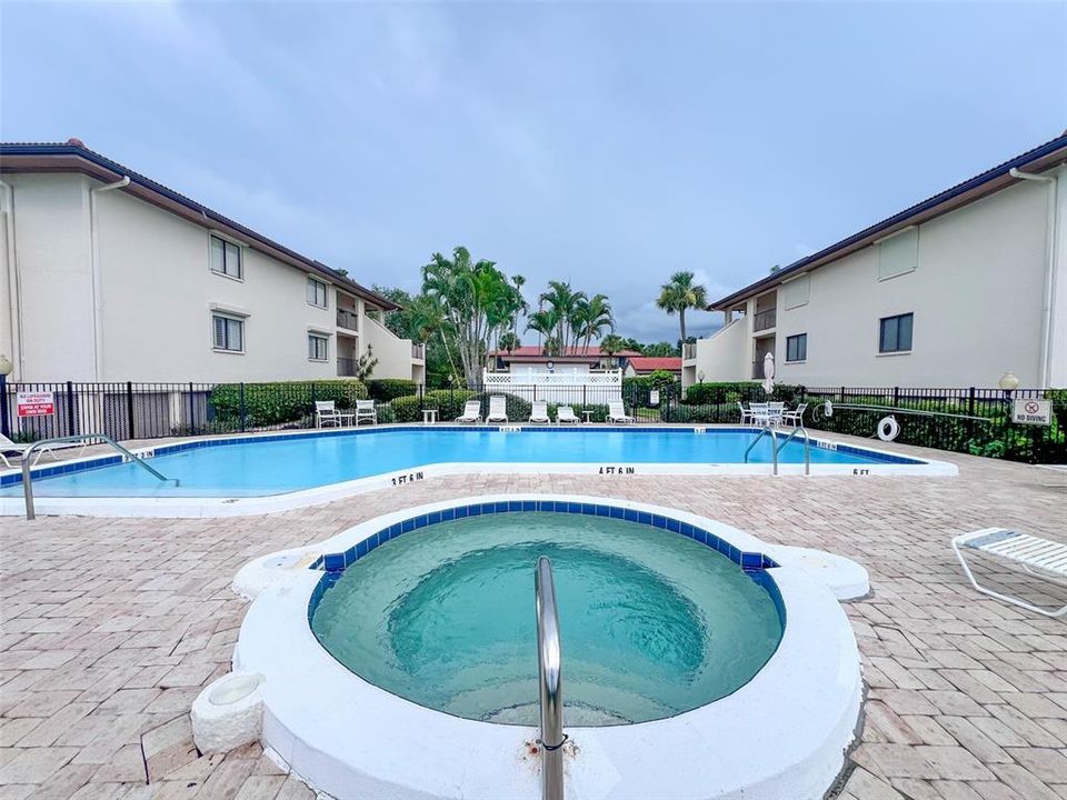 En Venta: $435,000 (2 camas, 2 baños, 1427 Pies cuadrados)