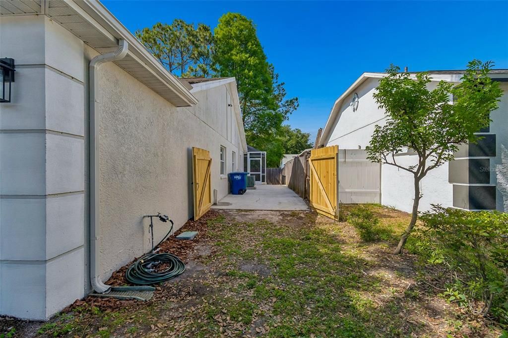 Activo con contrato: $439,000 (3 camas, 2 baños, 1506 Pies cuadrados)