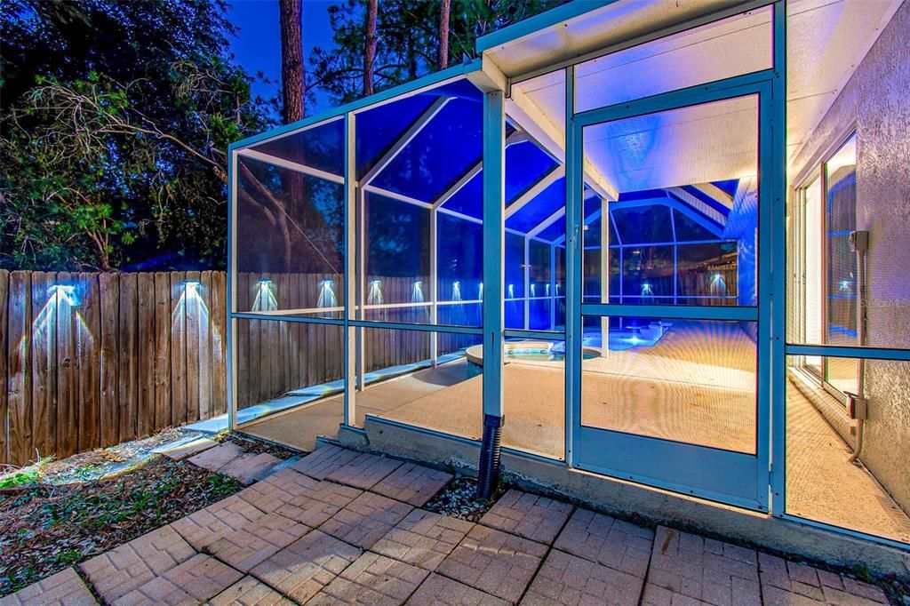 Activo con contrato: $439,000 (3 camas, 2 baños, 1506 Pies cuadrados)