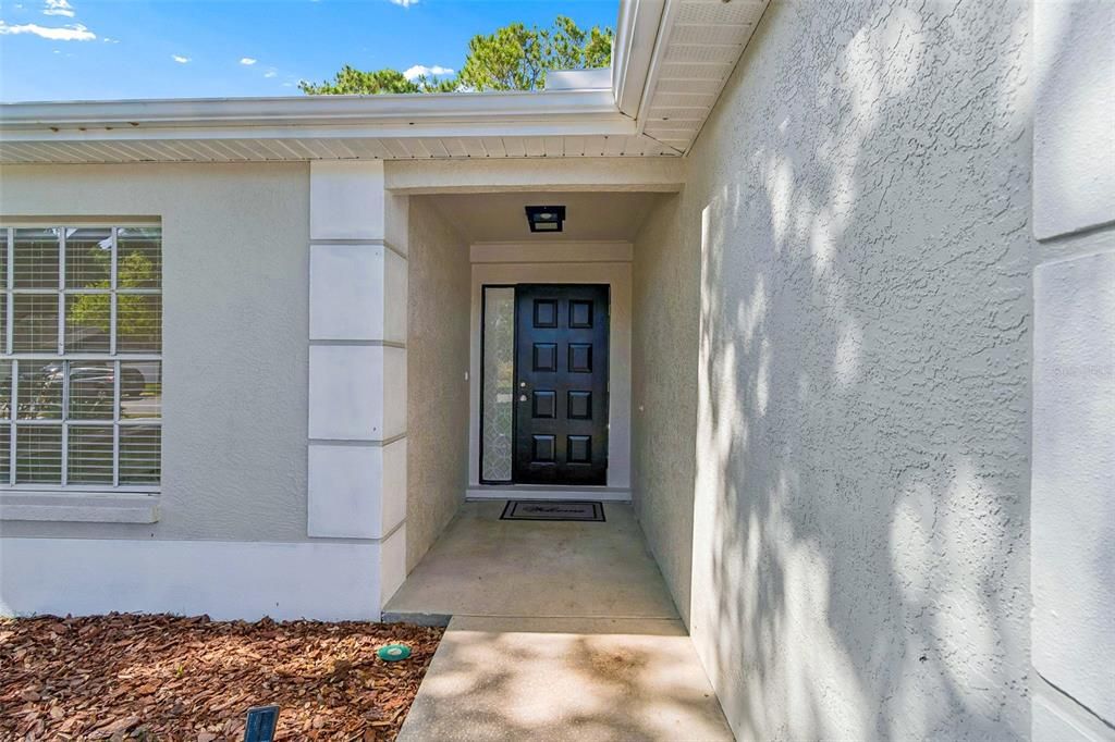 Activo con contrato: $439,000 (3 camas, 2 baños, 1506 Pies cuadrados)