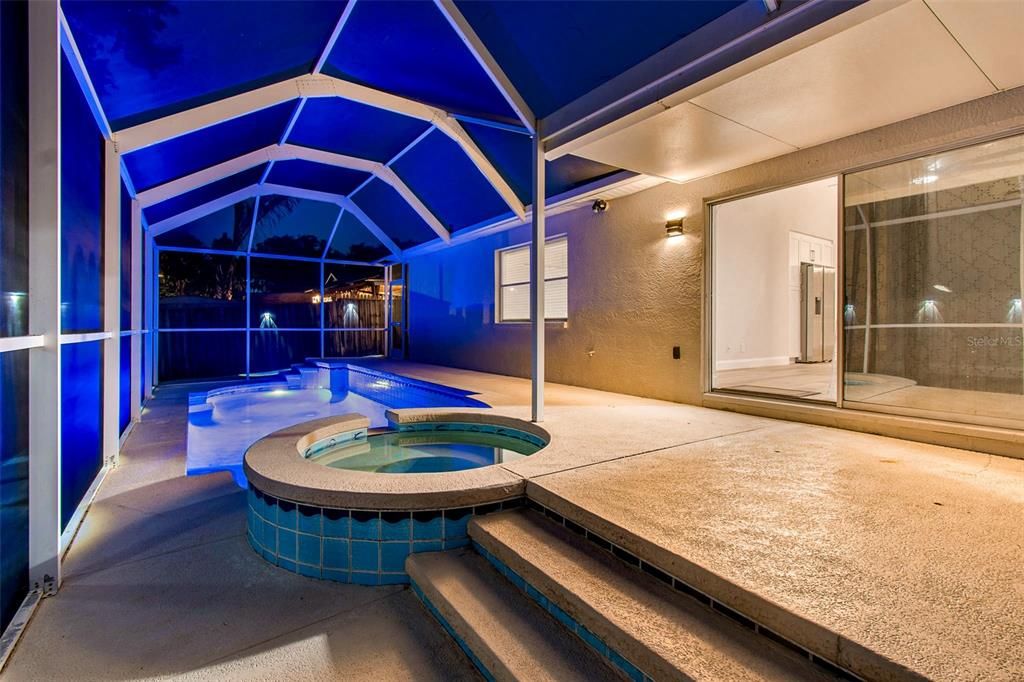 Activo con contrato: $439,000 (3 camas, 2 baños, 1506 Pies cuadrados)