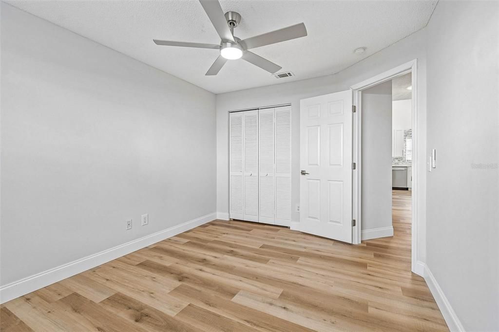 Activo con contrato: $439,000 (3 camas, 2 baños, 1506 Pies cuadrados)
