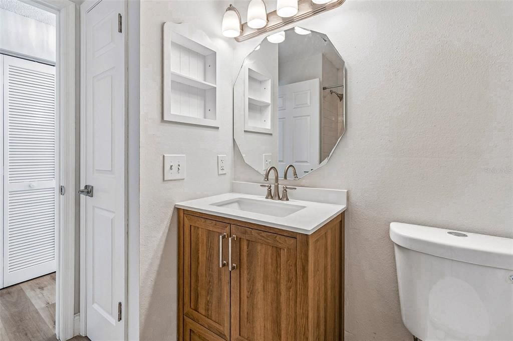 Activo con contrato: $439,000 (3 camas, 2 baños, 1506 Pies cuadrados)