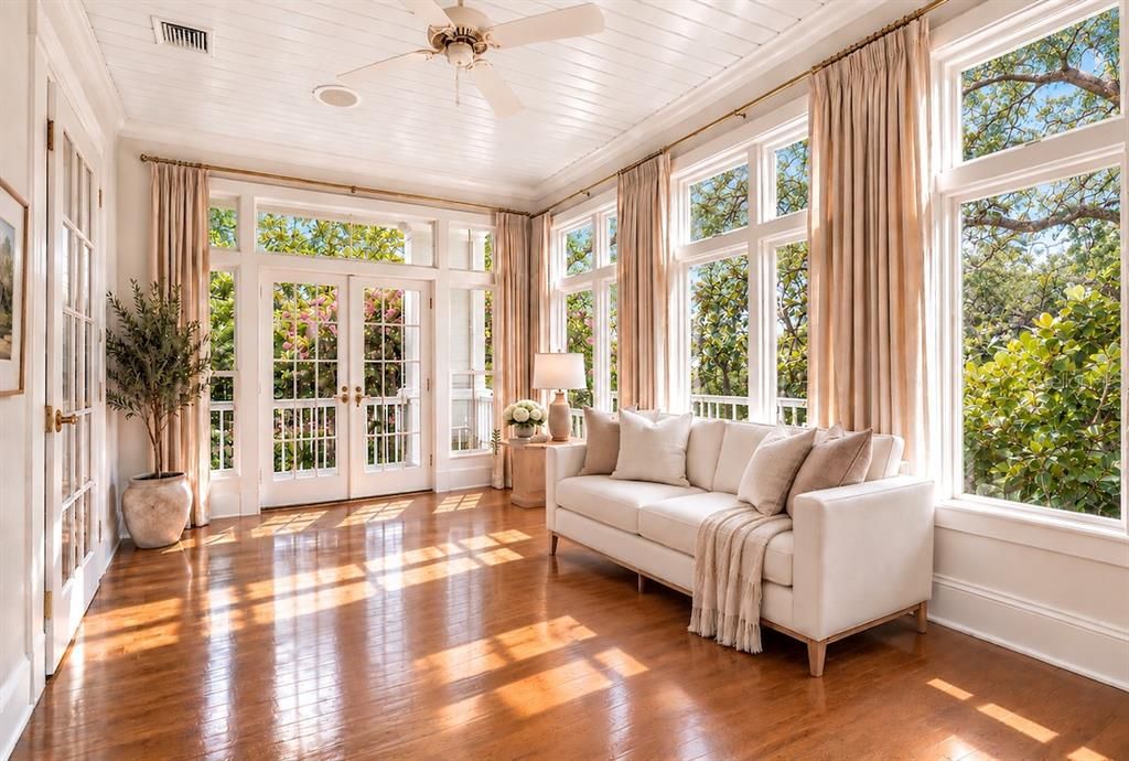 For Sale: $4,900,000 (5 beds, 6 baths, 6250 Square Feet)
