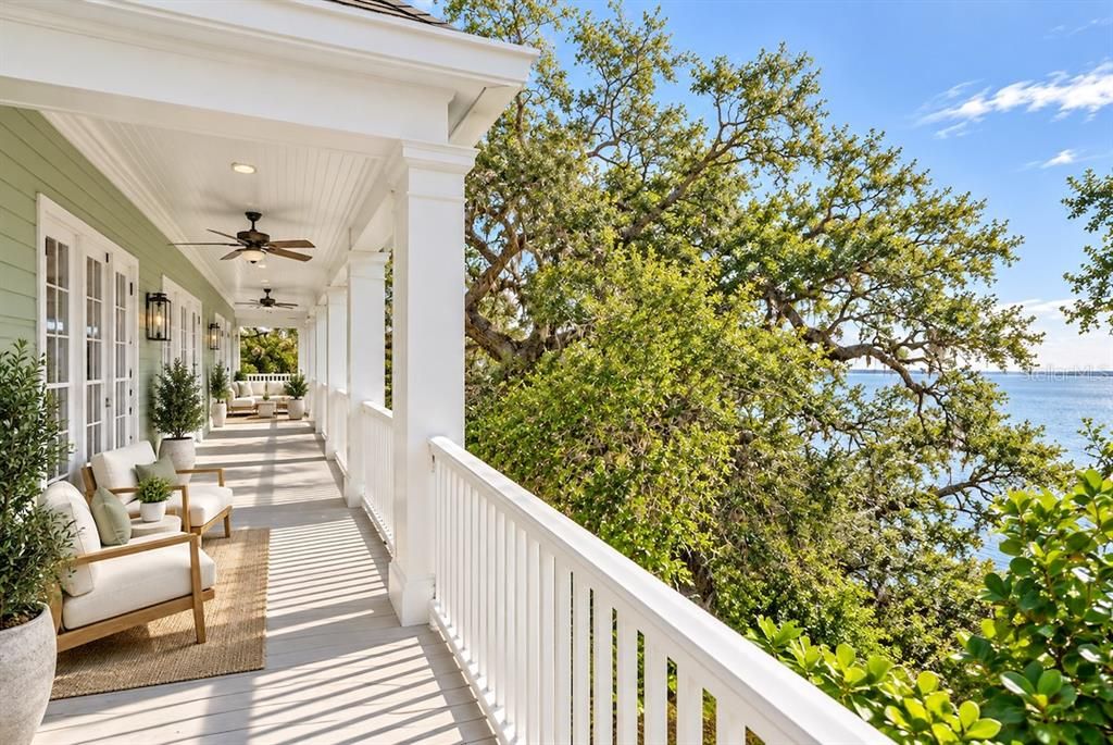For Sale: $4,900,000 (5 beds, 6 baths, 6250 Square Feet)
