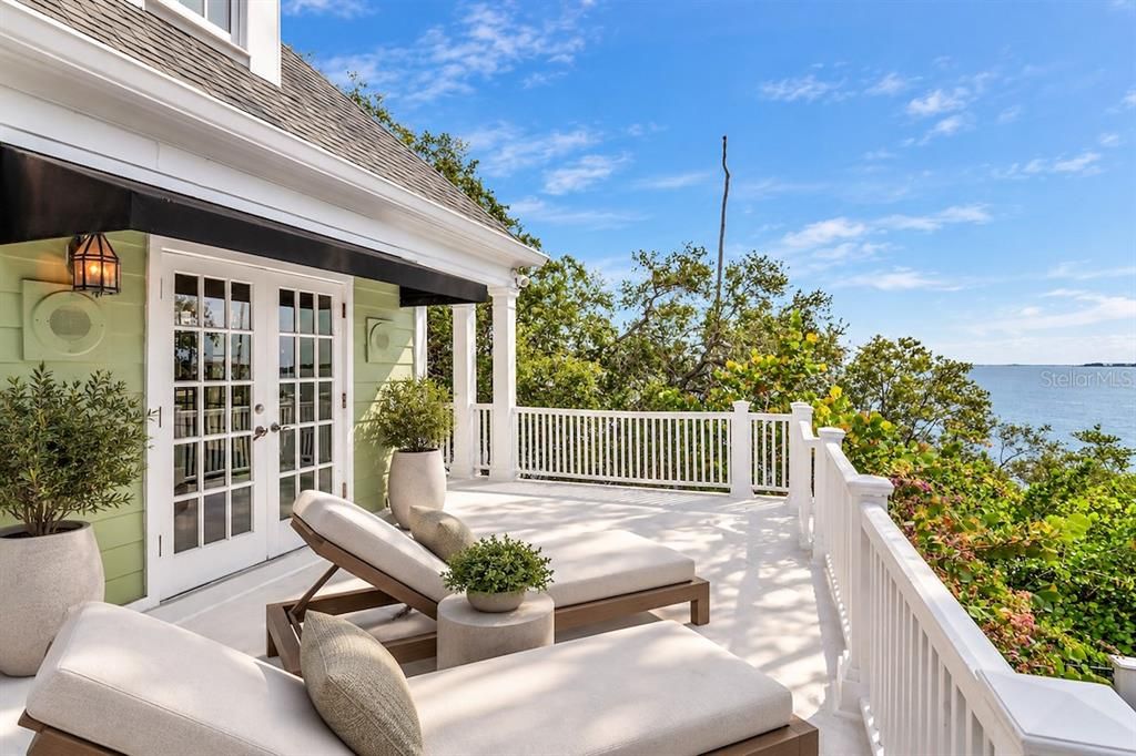 For Sale: $4,900,000 (5 beds, 6 baths, 6250 Square Feet)