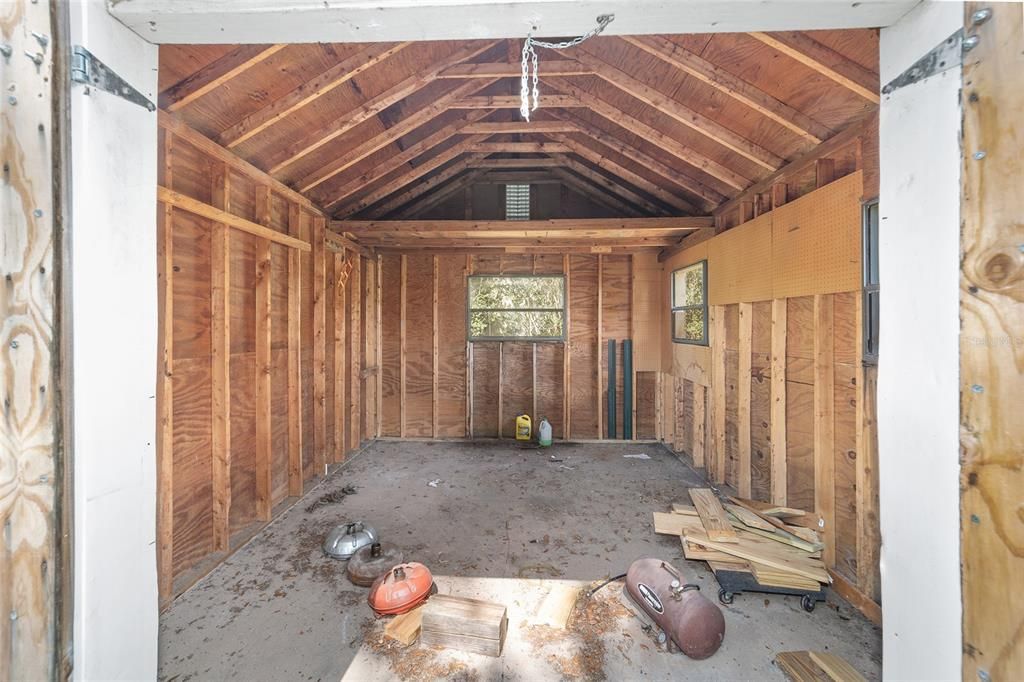 For Sale: $335,000 (3 beds, 2 baths, 1706 Square Feet)