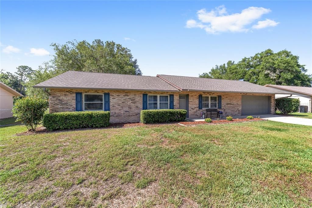 For Sale: $335,000 (3 beds, 2 baths, 1706 Square Feet)