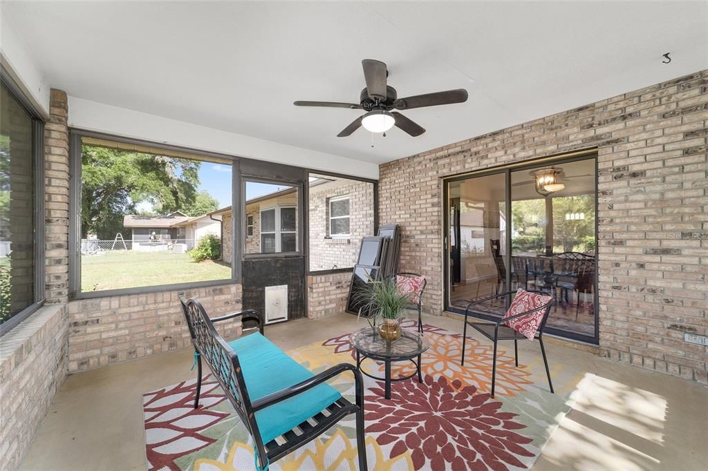For Sale: $335,000 (3 beds, 2 baths, 1706 Square Feet)
