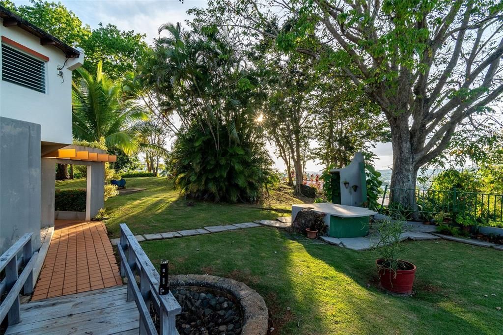 На продажу: $880,000 (4 спален, 4 ванн, 2807 Квадратных фут)