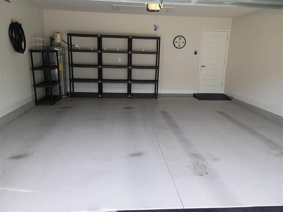 For Sale: $389,900 (4 beds, 2 baths, 1882 Square Feet)