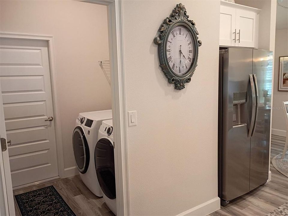 For Sale: $389,900 (4 beds, 2 baths, 1882 Square Feet)