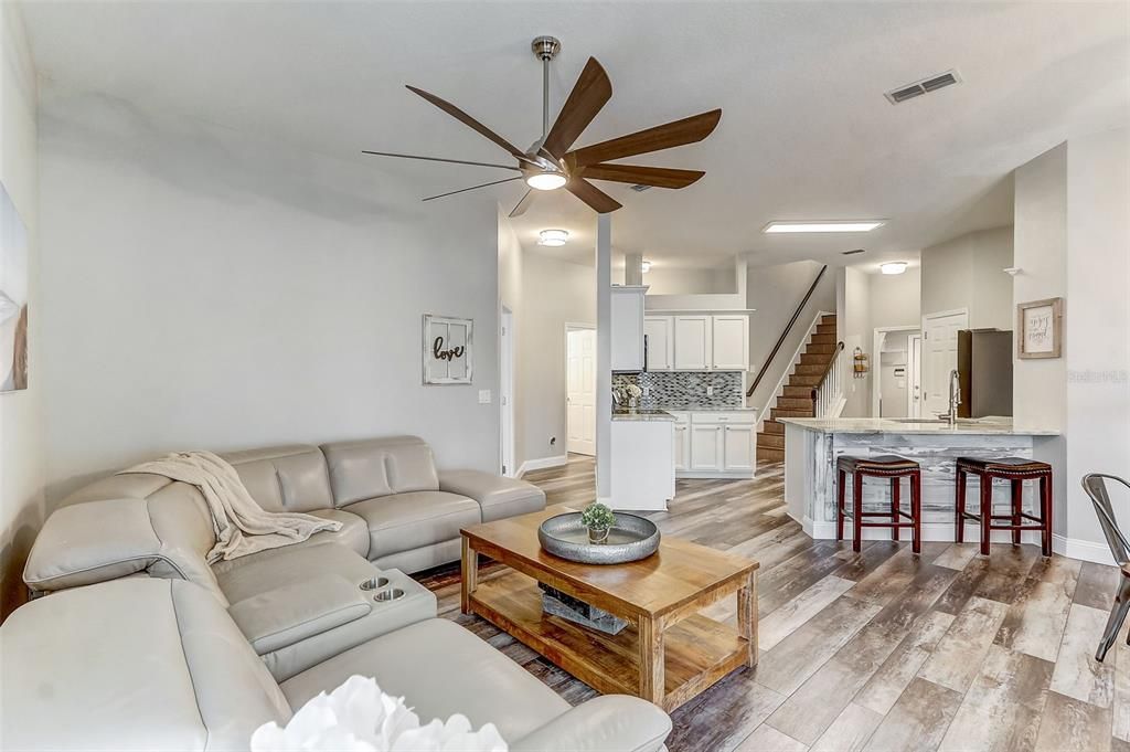 Active With Contract: $640,000 (4 beds, 2 baths, 2432 Square Feet)