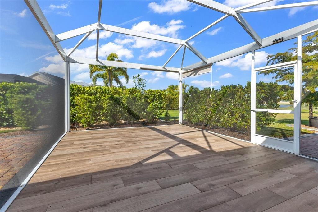 For Sale: $437,900 (1 beds, 1 baths, 1000 Square Feet)