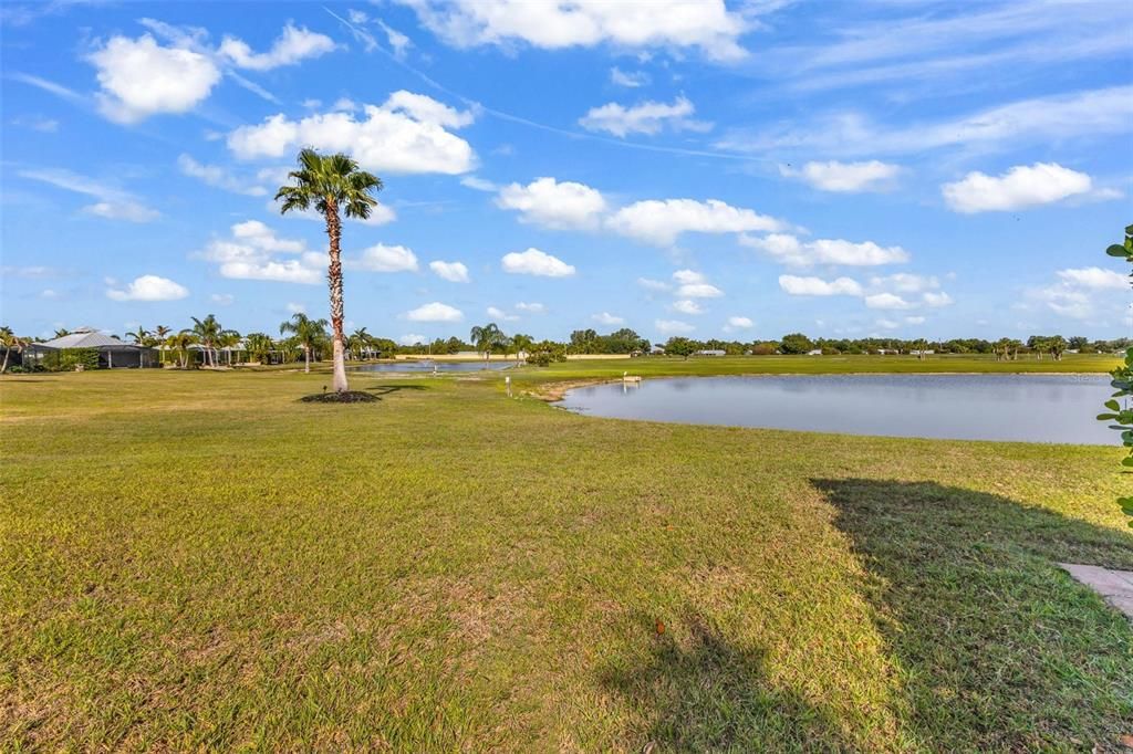 For Sale: $437,900 (1 beds, 1 baths, 1000 Square Feet)