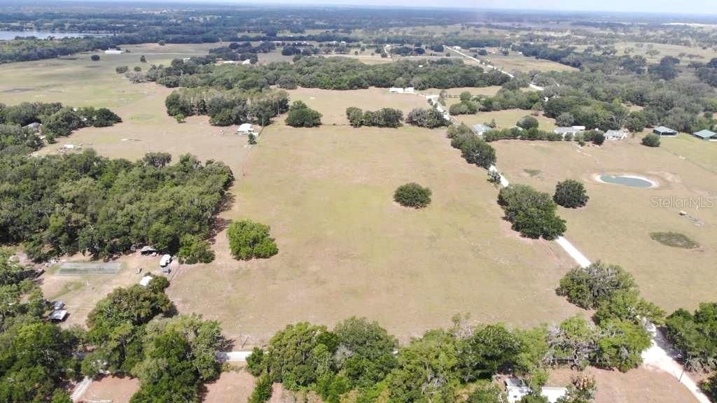 En Venta: $450,000 (9.89 acres)