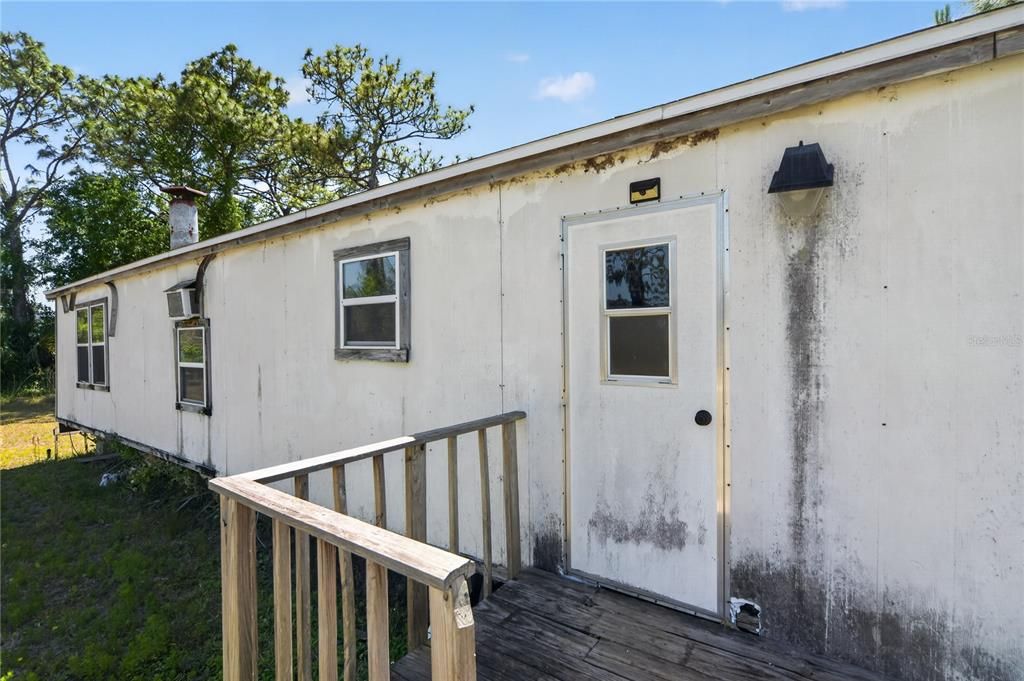 Activo con contrato: $249,000 (3 camas, 2 baños, 1248 Pies cuadrados)